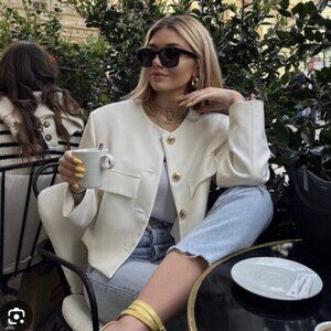 Zara New Women's Off White/White Cropped Lined Jacket with Gold Buttons XL